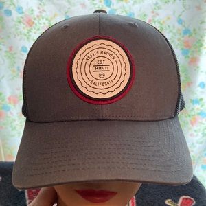 Travis Mathew snapback hat nwot